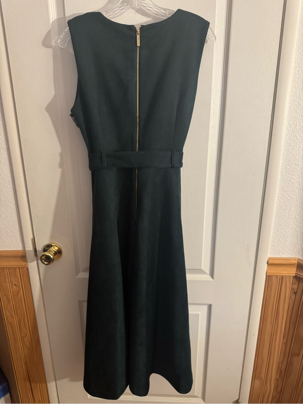 Calvin Klein Sleeveless Forest Green Belted A-Line Dress - Picture 3 of 6